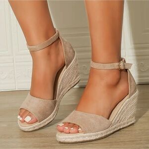 PLATFORM ESPADRILLES W/ ANKLE STRAP - 7.5-8